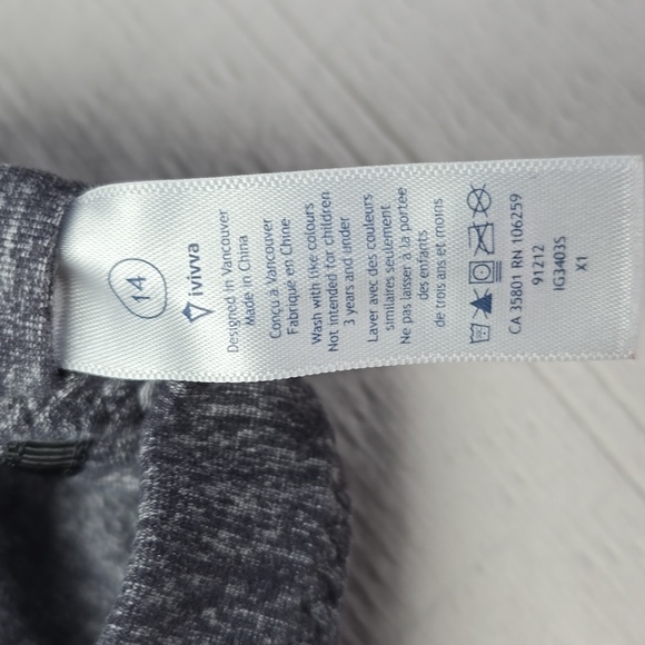 Ivivva by Lululemon Four Count Shrug Long Sleeve Wrap Girl's Size 14 - Picture 5 of 14